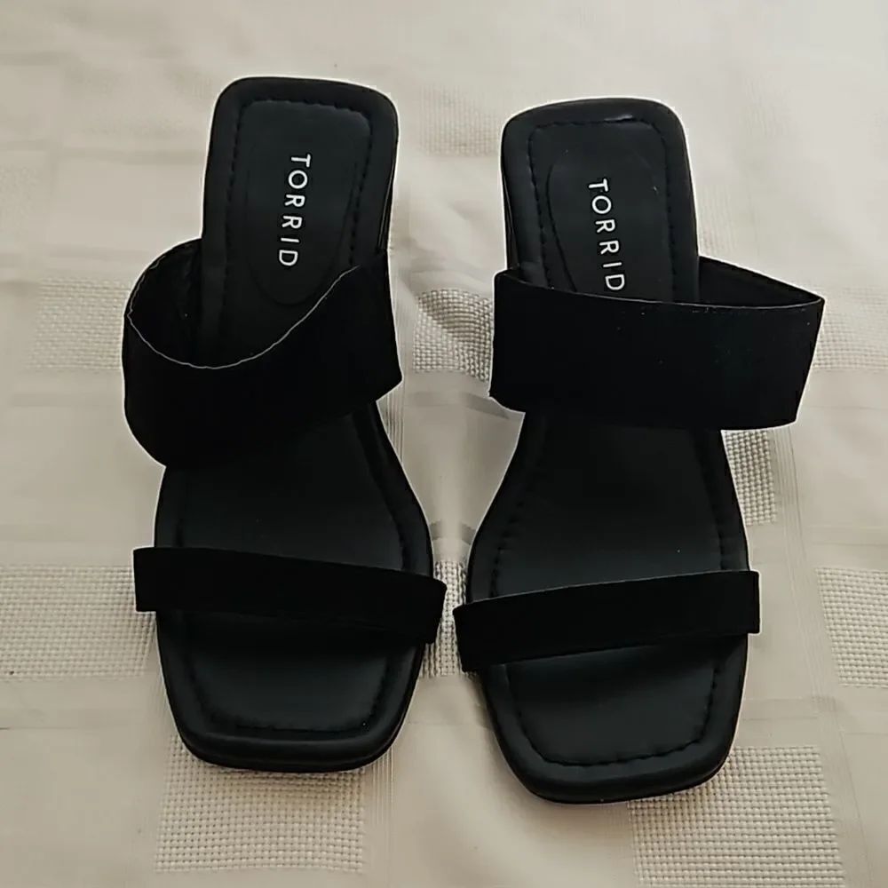 HP Torrid Women's Square Toe Demi Slip-On Wedge Sandals 6.5 Black